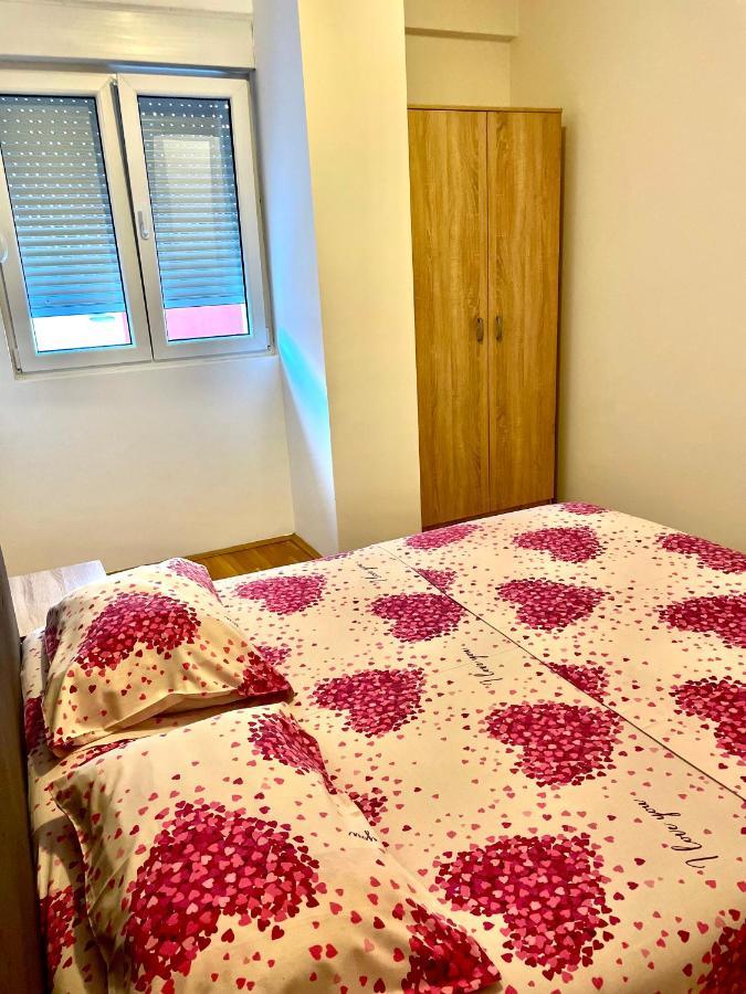 Naki Apartmani Подгорица Экстерьер фото