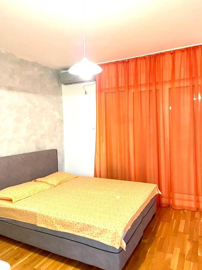 Naki Apartmani Подгорица Экстерьер фото