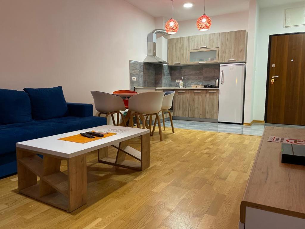 Naki Apartmani Подгорица Экстерьер фото